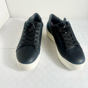 Dr. Scholl's Women's Time Off Sneakers. NWOT